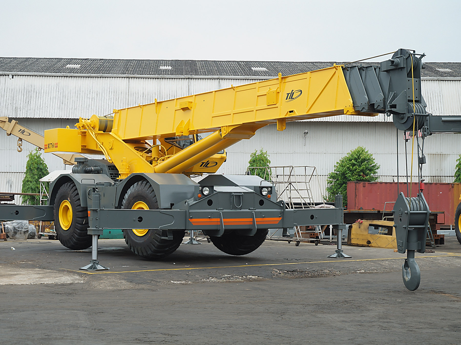 Rough Terrain Cranes